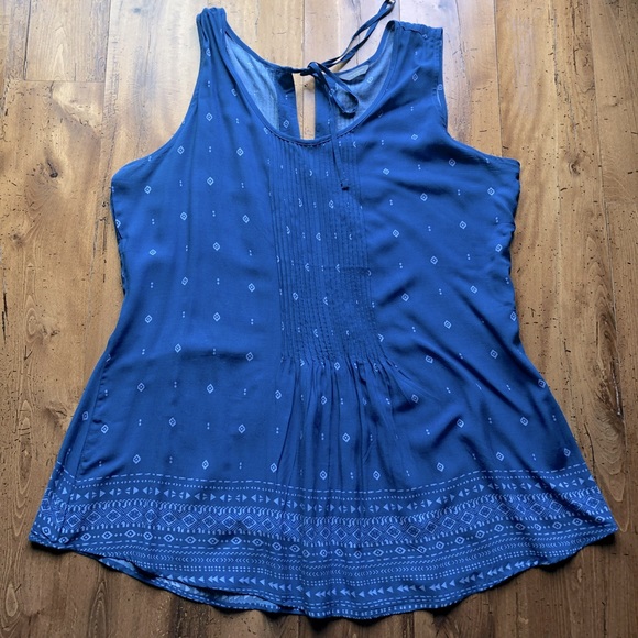 🛍️SALE 2 for $20 TOP Sleeveless Top NWOT - Picture 1 of 6